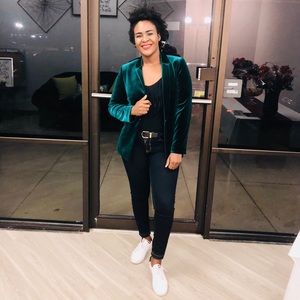 Meet your Posher, Cheryl